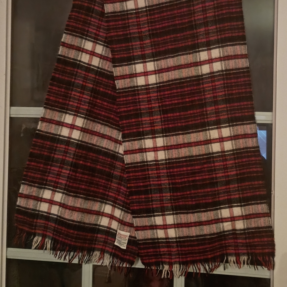 ❤️JOHNSTONS of ELGIN Marshall Fields & Co 70% Cashmere 30% Wool Fringe Scarf